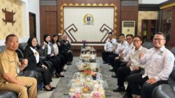 Ketua DPRD Metro, Ria Hartini Menerima Audiensi LBH-KIS Kota Metro